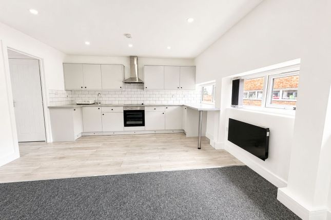 1 bed property, in Investment Flat -13.6% Rental Yield, £74,999