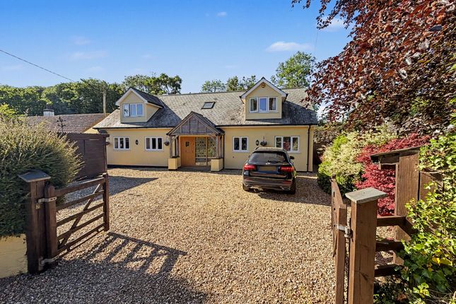 4 bed property, in Stoodleigh, £725,000