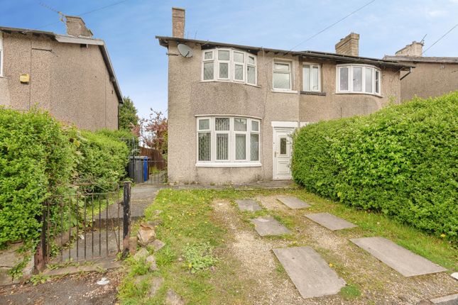 2 bed property, in Halifax Road, £169,950