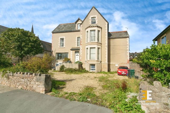 8 bed property, in Mostyn Avenue, £465,000