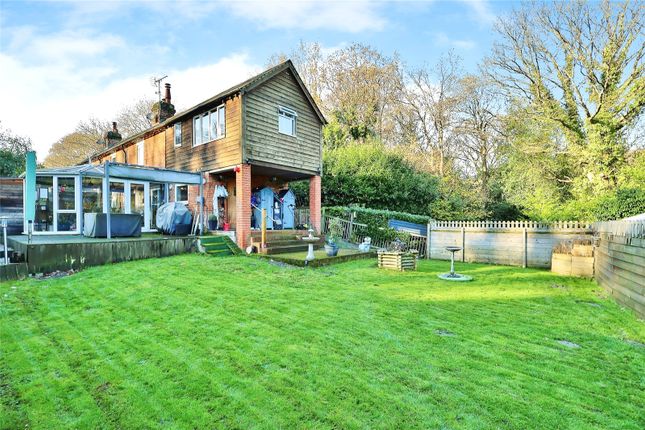 3 bed property, in St. Johns Lye, £600,000
