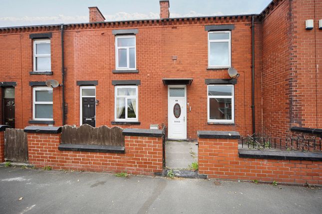 3 bed property, in Moss Lane, £140,000