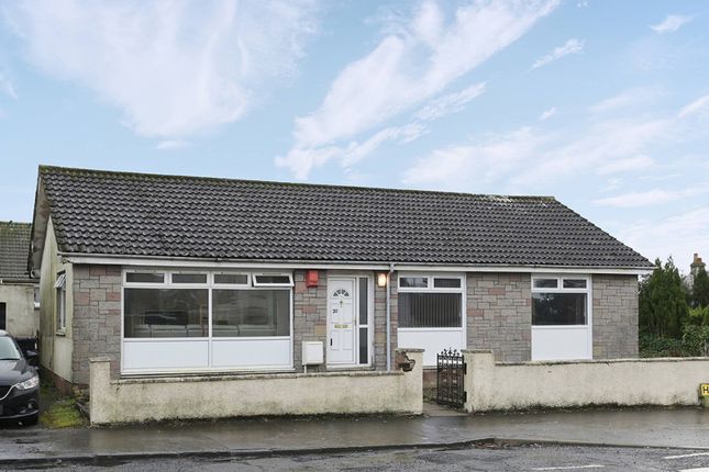 4 bed property, in Henderson Street, £210,000