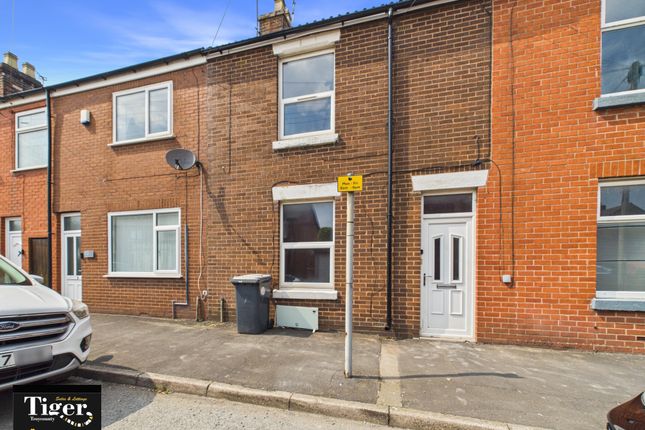 2 bed property, in Sunnybank, £85,000
