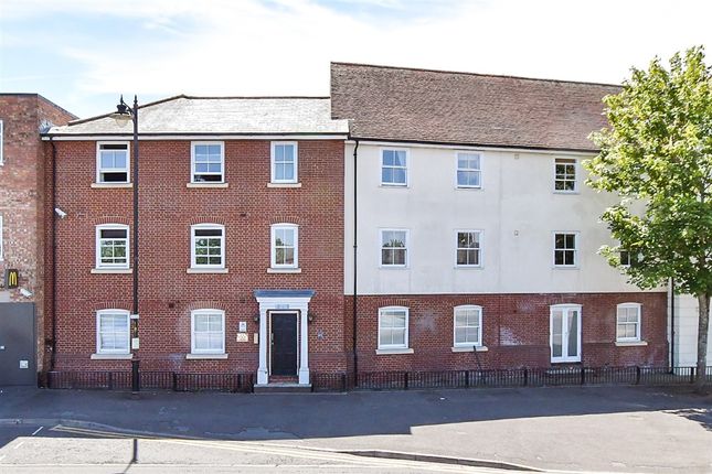 2 bed property, in William Hunter Way, £210,000