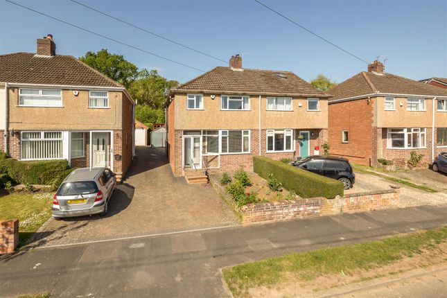 3 bed property, in Bagley Close, £350,000