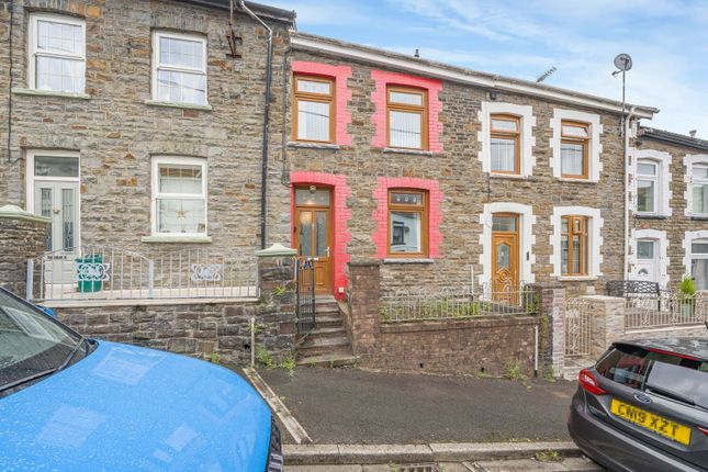 3 bed property, in Merion Street, £70,000