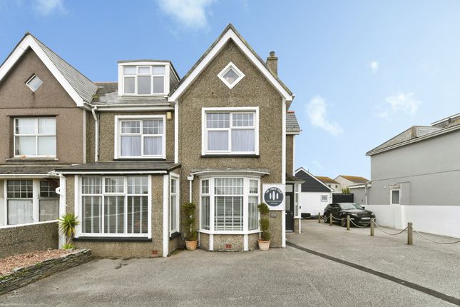 8 bed property, in Carminow Way, £500,000