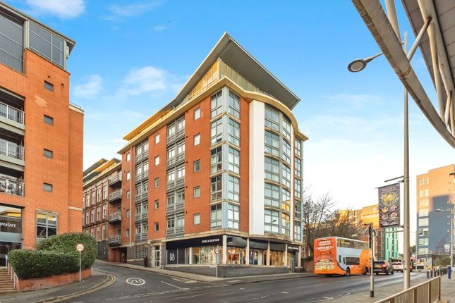 2 bed property, in Plumptre Street, £140,000