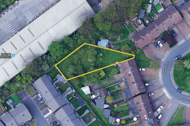 Studio, in Land at Beaumont Drive, £115,000