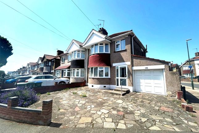 3 bed property, in Okehampton Crescent, £425,000