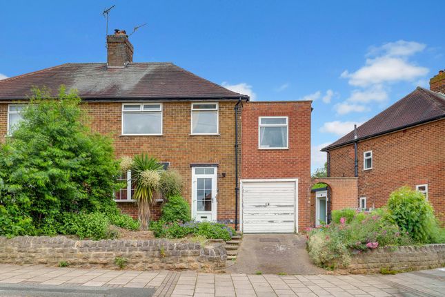 4 bed property, in Hawthorn Crescent, £230,000