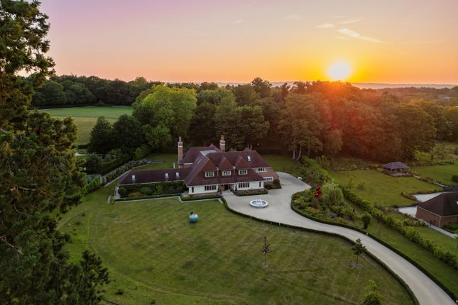 7 bed property, in Wildernesse Avenue, £6,250,000