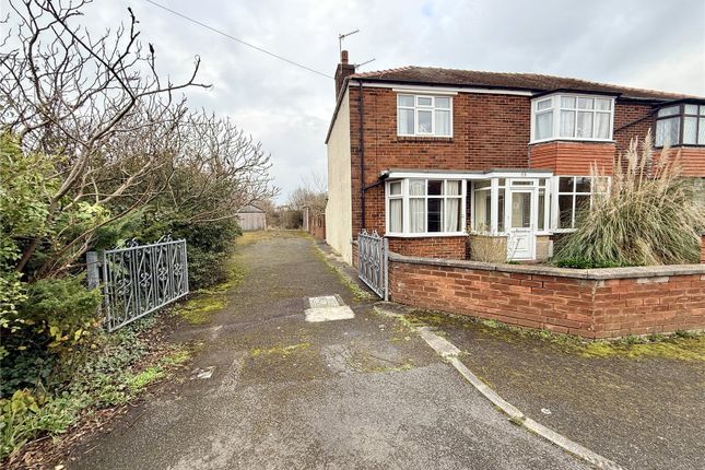 4 bed property, in Moss House Road, £240,000