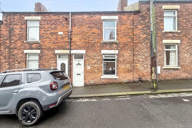 3 bed property, in Hamilton Street, £50,000