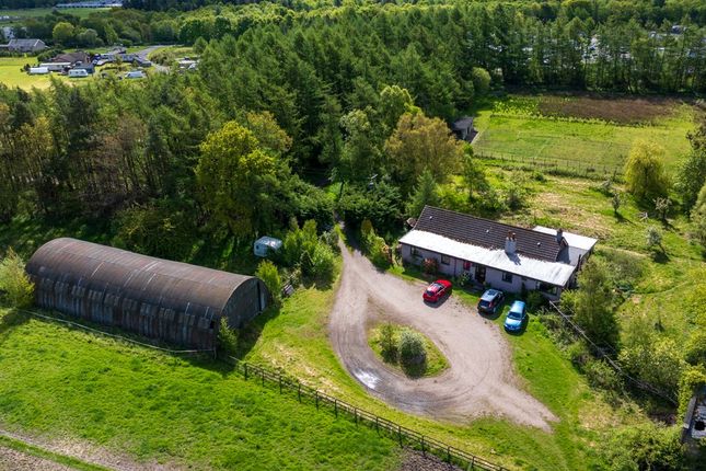 5 bed property, in Drumshoreland Road, £435,000
