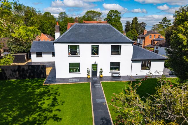 4 bed property, in Worcester Road, £1,100,000