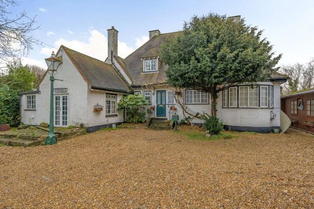 5 bed property, in Chertsey Lane, £1,200,000