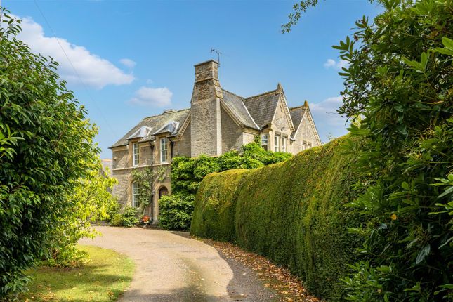 6 bed property, in Winforton, £1,125,000