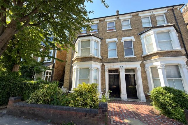 3 bed property, in 25 Dyne Road, £5,000