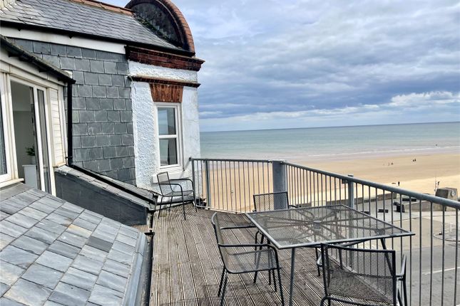 2 bed property, in South Marine Drive, £250,000