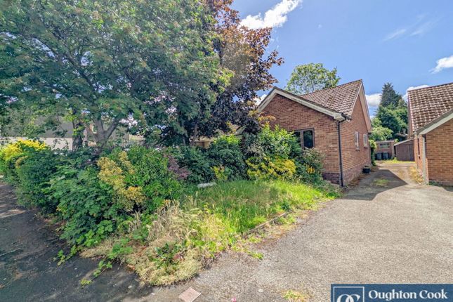 3 bed property, in Robert Road, £200,000