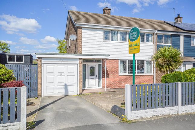 3 bed property, in Queen Elizabeth Drive, £175,000