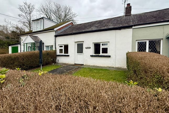 2 bed property, in Melindwr Terrace, £149,995