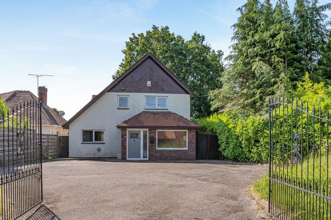 4 bed property, in Pentre Lane, £550,000