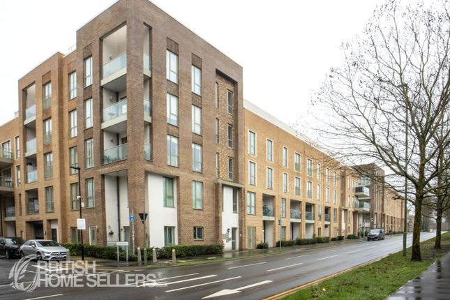 1 bed property, in Grahame Park Way, £300,000