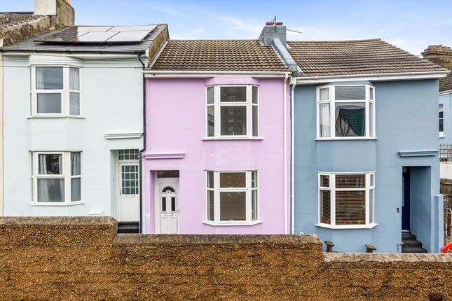 2 bed property, in Park Road Terrace, £375,000
