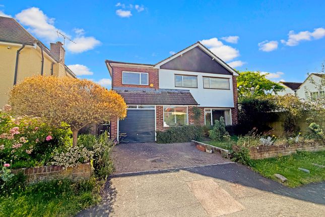 4 bed property, in Highlands Road, £800,000