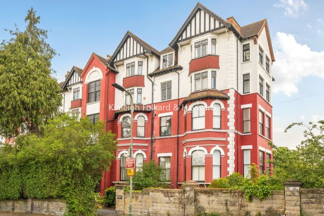 2 bed property, in Seymour Villas, £350,000