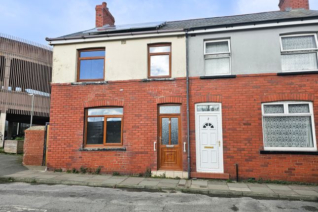 3 bed property, in Riverside Terrace, £210,000