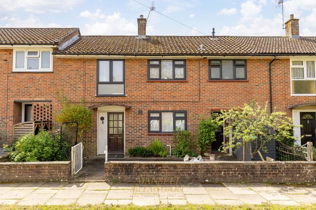 3 bed property, in Crawters Close, £350,000