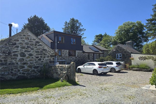 3 bed property, in Clynnogfawr, £475,000