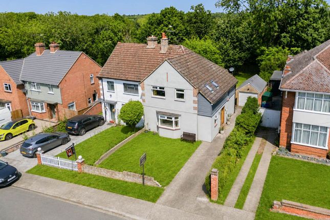 3 bed property, in Hubert Road, £450,000