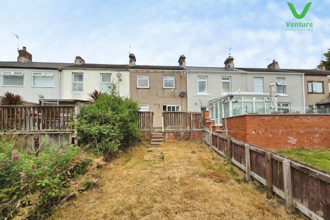 2 bed property, in Railway Terrace, £85,000