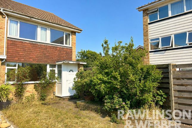 3 bed property, in Bedster Gardens, £450,000