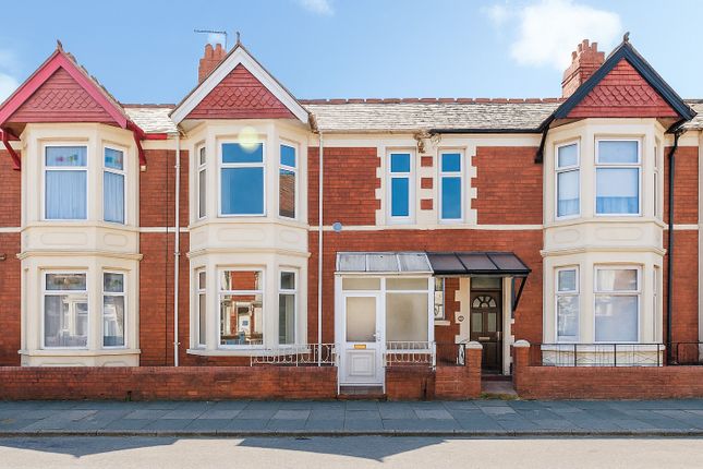 3 bed property, in Cosmeston Street, £325,000