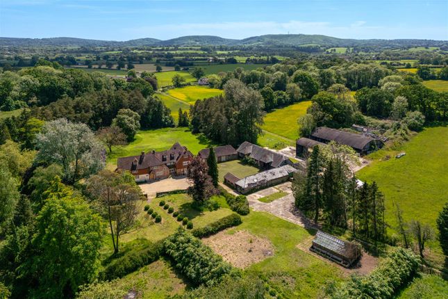 7 bed property, in Steep, £5,500,000