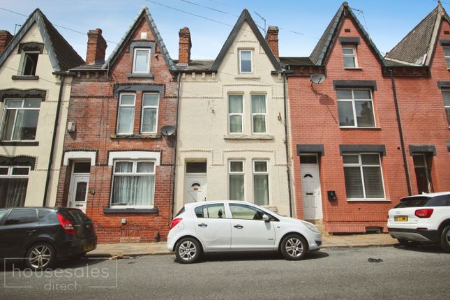 4 bed property, in Nowell Place, £159,999