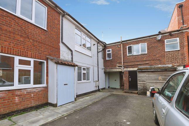 3 bed property, in Harvest Court, £139,950