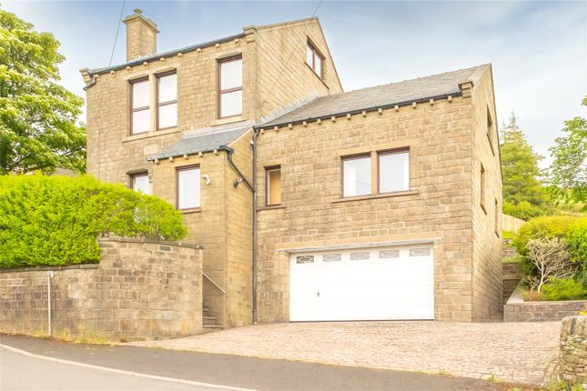 4 bed property, in Westwood Edge Road, £550,000