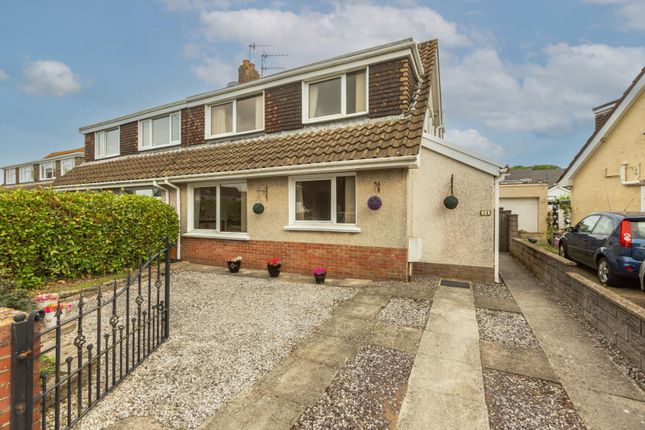 3 bed property, in Beaufort Drive, £325,000