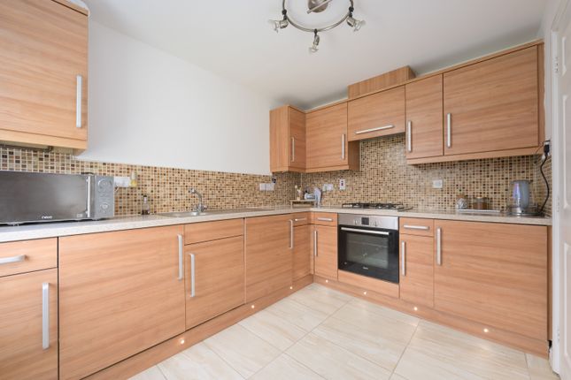 3 bed property, in Tollbraes Road, £223,000