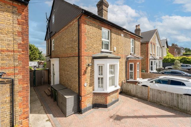 3 bed property, in Carshalton Grove, £650,000