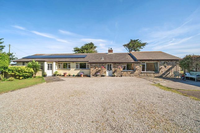 5 bed property, in Wheal Rose, £675,000
