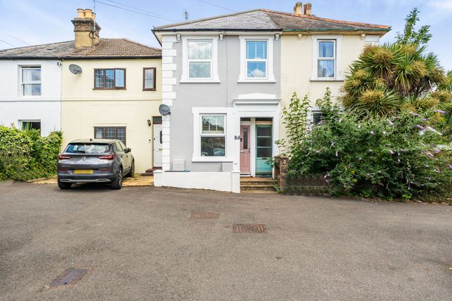 2 bed property, in Wilton Road, £390,000