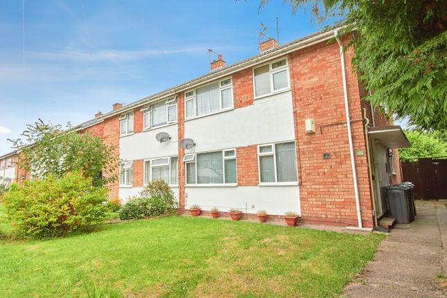 2 bed property, in Lazy Hill, £93,500